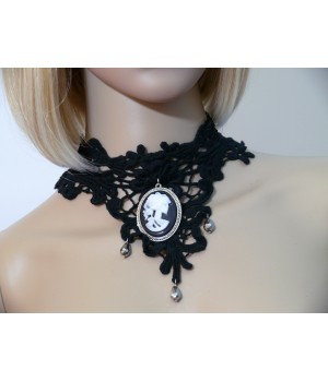 NASZYJNIK KOLIA SZKIELETOWE CAMEO KARNAWAŁ